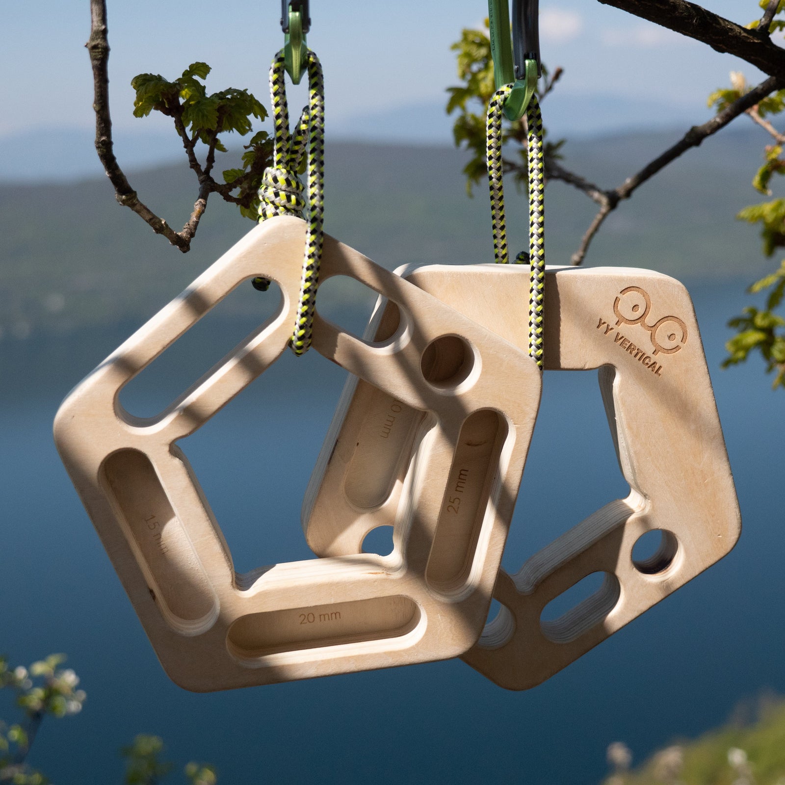 Les Penta - YY Vertical